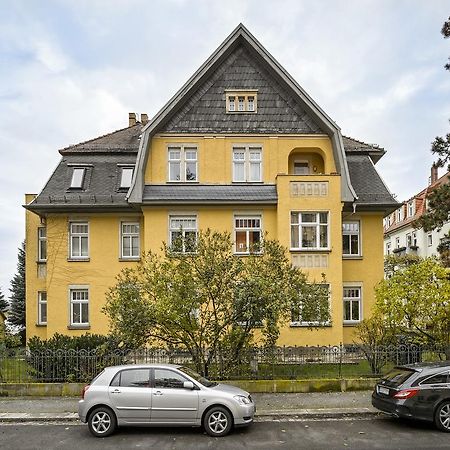 Villa Eschebach - Ferienwohnung เดรสเดน ภายนอก รูปภาพ